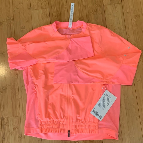 Lightweight Run Jacket - Picture 3 of 9